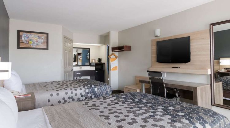 Econo Lodge Greenville Room