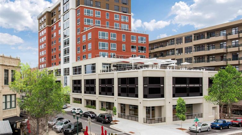 <b>Cambria Hotel Downtown Asheville Exterior</b>. Images powered by <a href="https://iceportal.shijigroup.com/" title="IcePortal" target="_blank">IcePortal</a>.