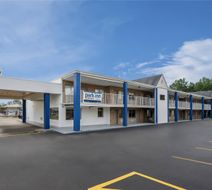 Park Inn by Radisson, Roanoke Rapids Exterior
