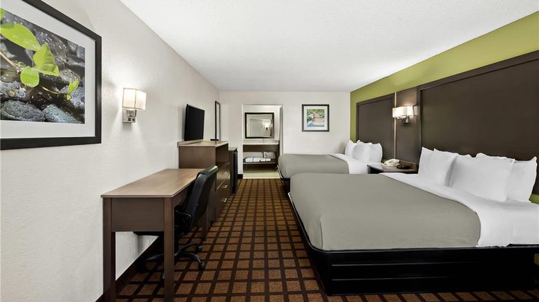 <b>Quality Inn Raeford Room</b>. Images powered by <a href="https://iceportal.shijigroup.com/" title="IcePortal" target="_blank">IcePortal</a>.