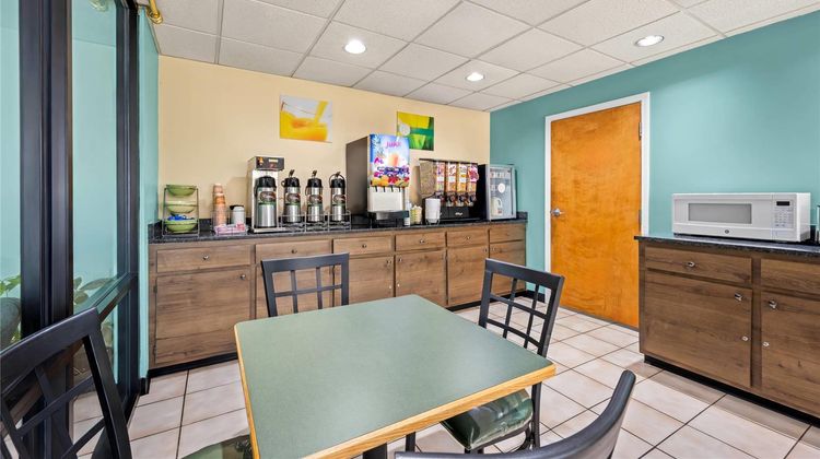 Quality Inn Henderson I-85 Restaurant
