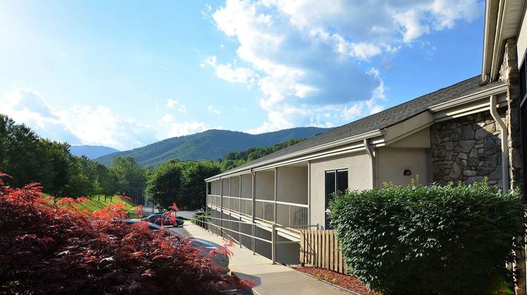 Quality Inn Cherokee Riverside Exterior