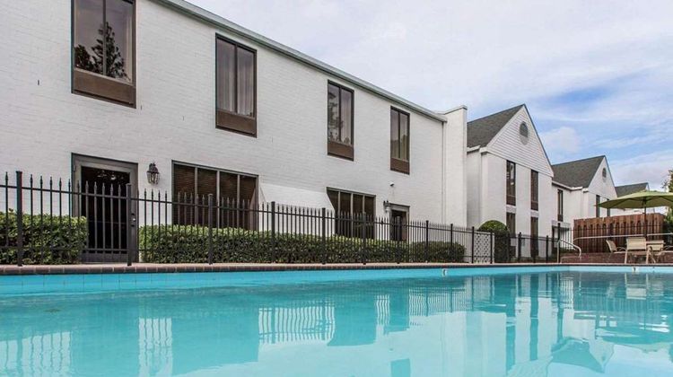 Comfort Inn Pool