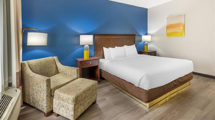 Comfort Inn Room