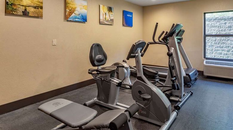 <b>Comfort Inn West Health</b>. Images powered by <a href="https://iceportal.shijigroup.com/" title="IcePortal" target="_blank">IcePortal</a>.