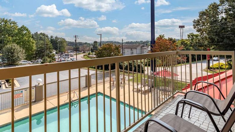<b>Comfort Inn West Suite</b>. Images powered by <a href="https://iceportal.shijigroup.com/" title="IcePortal" target="_blank">IcePortal</a>.