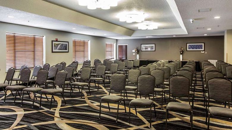 <b>Comfort Suites Pineville-Ballantyne Meeting</b>. Images powered by <a href="https://iceportal.shijigroup.com/" title="IcePortal" target="_blank">IcePortal</a>.