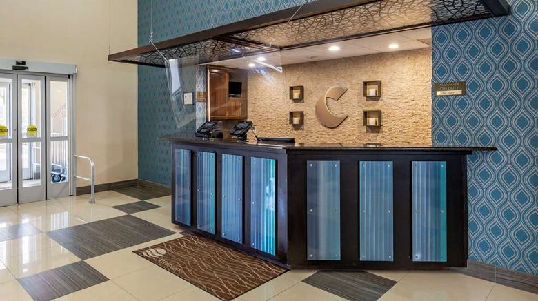 <b>Comfort Suites Pineville-Ballantyne Lobby</b>. Images powered by <a href="https://iceportal.shijigroup.com/" title="IcePortal" target="_blank">IcePortal</a>.