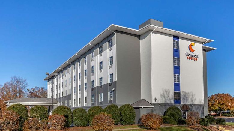 <b>Comfort Suites Pineville-Ballantyne Exterior</b>. Images powered by <a href="https://iceportal.shijigroup.com/" title="IcePortal" target="_blank">IcePortal</a>.
