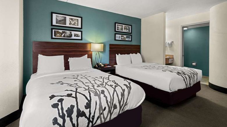 <b>Sleep Inn Wilmington near University Room</b>. Images powered by <a href="https://iceportal.shijigroup.com/" title="IcePortal" target="_blank">IcePortal</a>.