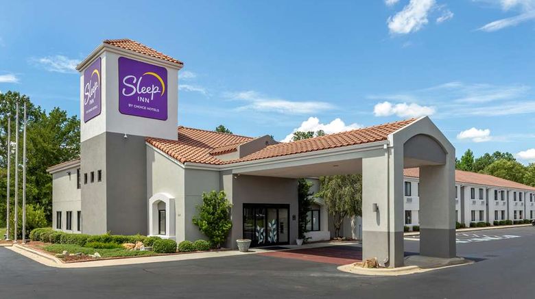 <b>Sleep Inn Exterior</b>. Images powered by <a href="https://iceportal.shijigroup.com/" title="IcePortal" target="_blank">IcePortal</a>.