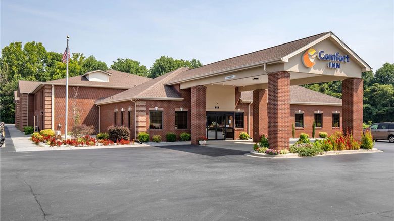 <b>Comfort Inn Marion Exterior</b>. Images powered by <a href="https://iceportal.shijigroup.com/" title="IcePortal" target="_blank">IcePortal</a>.