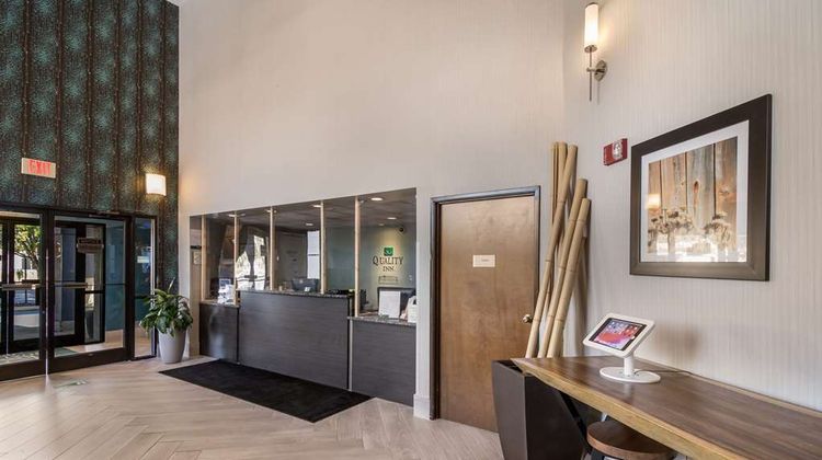 Quality Inn Lobby