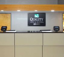 Quality Inn and Suites Raleigh North Lobby