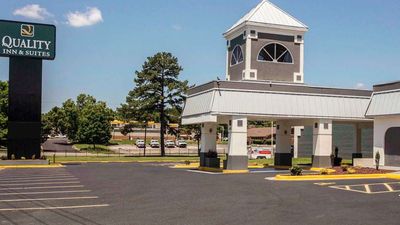 Quality Inn & Suites Charlotte