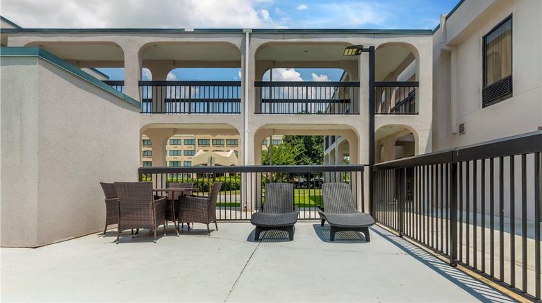 <b>Quality Inn Lumberton Pool</b>. Images powered by <a href="https://iceportal.shijigroup.com/" title="IcePortal" target="_blank">IcePortal</a>.
