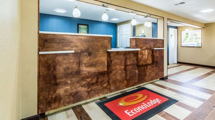 Econo Lodge Gastonia Lobby