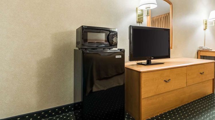 Quality Inn Room