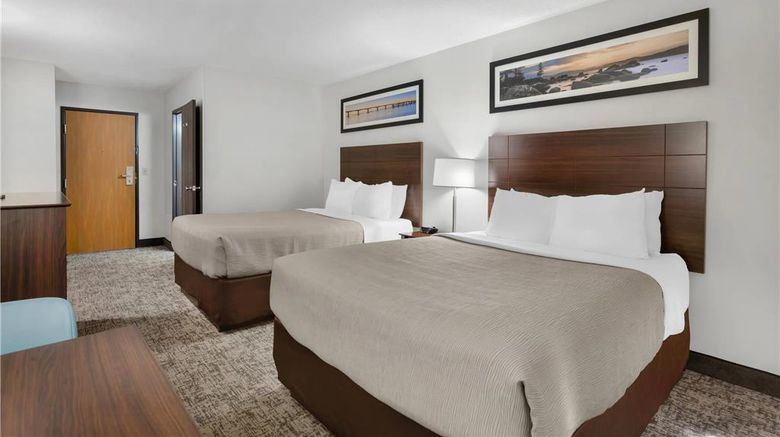 <b>Quality Inn Room</b>. Images powered by <a href="https://iceportal.shijigroup.com/" title="IcePortal" target="_blank">IcePortal</a>.