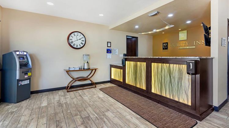 Quality Inn Lobby