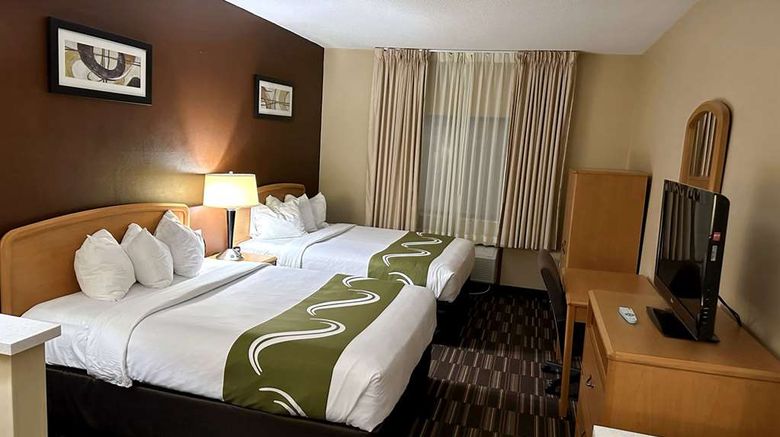 <b>Quality Suites Fargo Suite</b>. Images powered by <a href="https://iceportal.shijigroup.com/" title="IcePortal" target="_blank">IcePortal</a>.