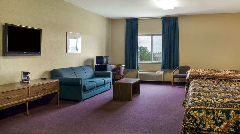 <b>Rodeway Inn Wahpeton Room</b>. Images powered by <a href="https://iceportal.shijigroup.com/" title="IcePortal" target="_blank">IcePortal</a>.