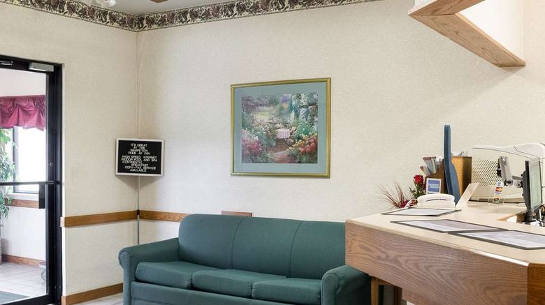 <b>Rodeway Inn Wahpeton Lobby</b>. Images powered by <a href="https://iceportal.shijigroup.com/" title="IcePortal" target="_blank">IcePortal</a>.