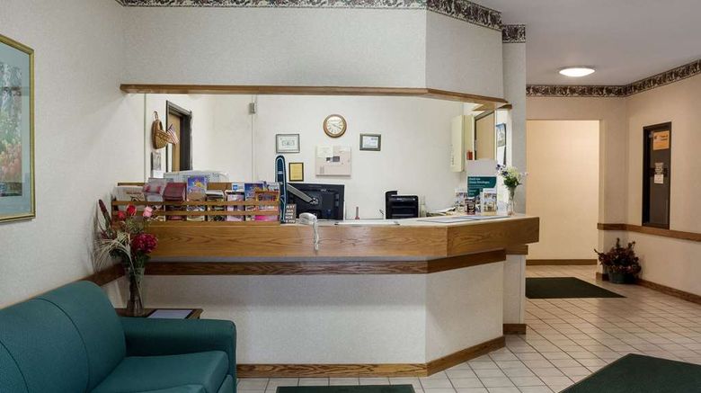 <b>Rodeway Inn Wahpeton Lobby</b>. Images powered by <a href="https://iceportal.shijigroup.com/" title="IcePortal" target="_blank">IcePortal</a>.