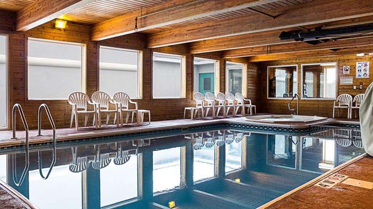 MainStay Suites Pool