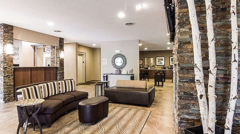 <b>MainStay Suites Lobby</b>. Images powered by <a href="https://iceportal.shijigroup.com/" title="IcePortal" target="_blank">IcePortal</a>.