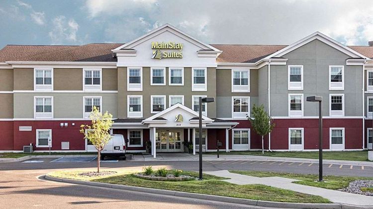 Mainstay Suites Exterior