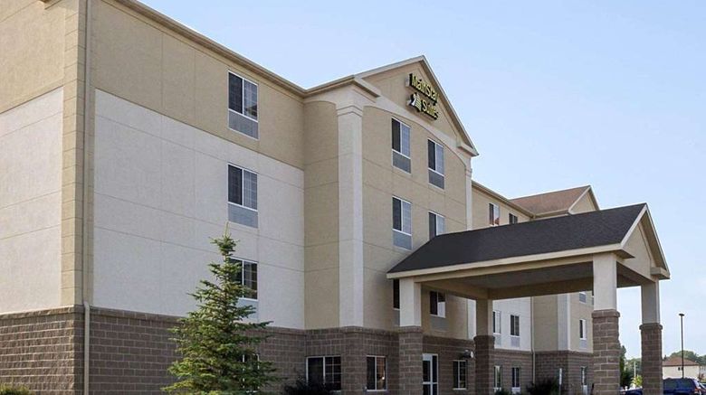 <b>Mainstay Suites Bismarck Exterior</b>. Images powered by <a href="https://iceportal.shijigroup.com/" title="IcePortal" target="_blank">IcePortal</a>.