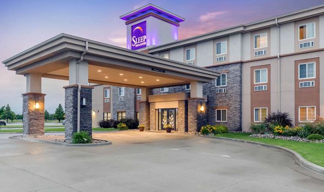 Sleep Inn & Suites Exterior