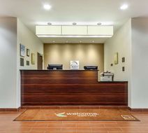 Sleep Inn & Suites Lobby