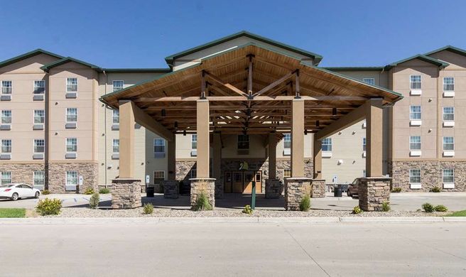 MainStay Suites Exterior