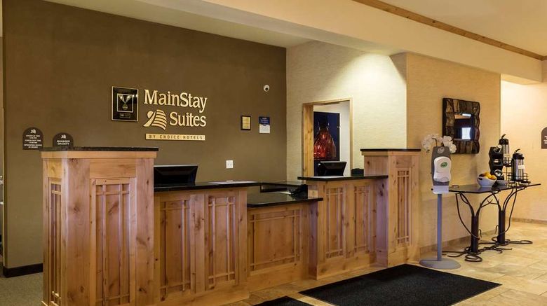 <b>MainStay Suites Lobby</b>. Images powered by <a href="https://iceportal.shijigroup.com/" title="IcePortal" target="_blank">IcePortal</a>.