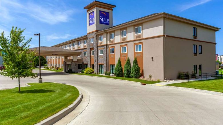 <b>Sleep Inn & Suites, Bismarck Exterior</b>. Images powered by <a href="https://iceportal.shijigroup.com/" title="IcePortal" target="_blank">IcePortal</a>.
