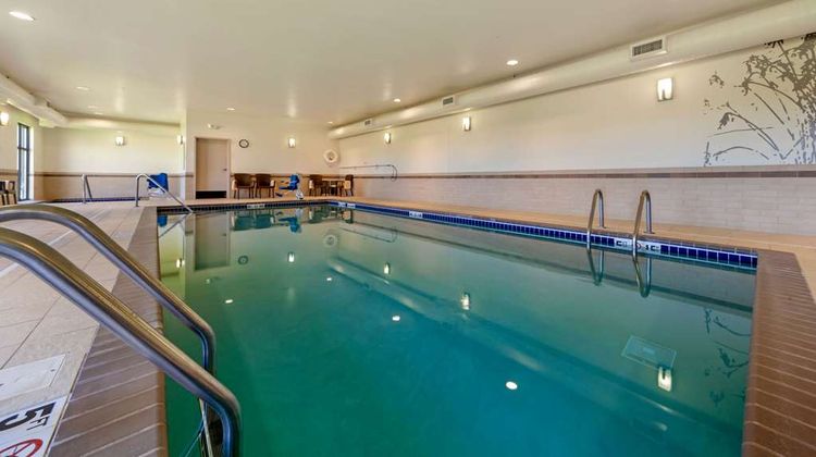 Sleep Inn & Suites, Bismarck Pool