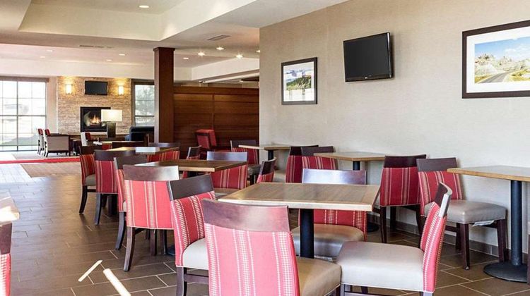 Comfort Inn and Suites Watford City Restaurant