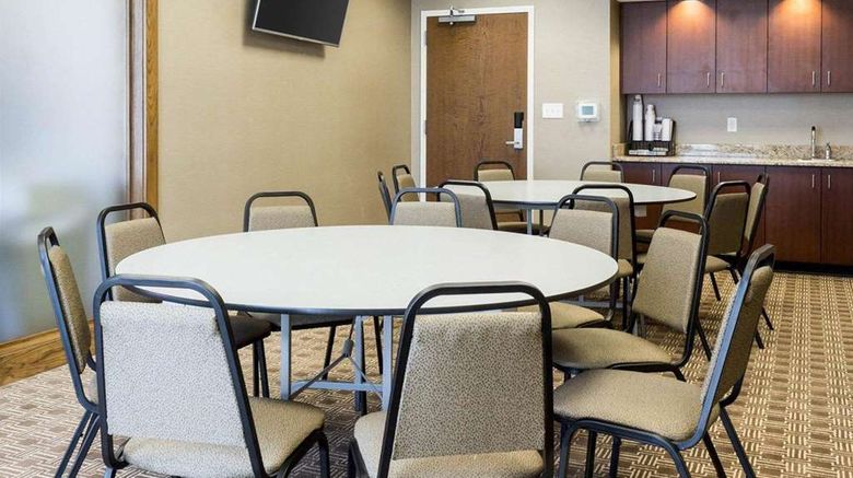 <b>Comfort Inn and Suites Watford City Meeting</b>. Images powered by <a href="https://iceportal.shijigroup.com/" title="IcePortal" target="_blank">IcePortal</a>.