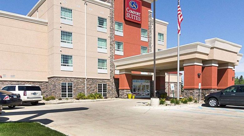 <b>Comfort Suites Minot South Exterior</b>. Images powered by <a href="https://iceportal.shijigroup.com/" title="IcePortal" target="_blank">IcePortal</a>.