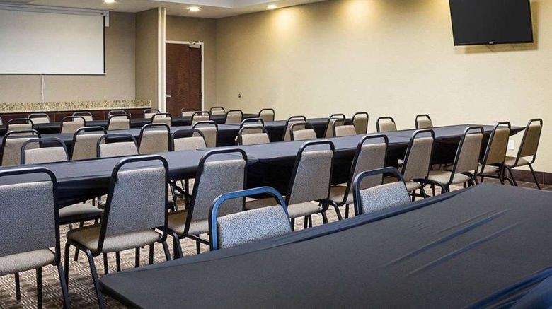 <b>Comfort Suites Minot South Meeting</b>. Images powered by <a href="https://iceportal.shijigroup.com/" title="IcePortal" target="_blank">IcePortal</a>.