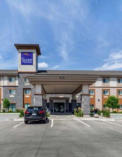 Sleep Inn & Suites