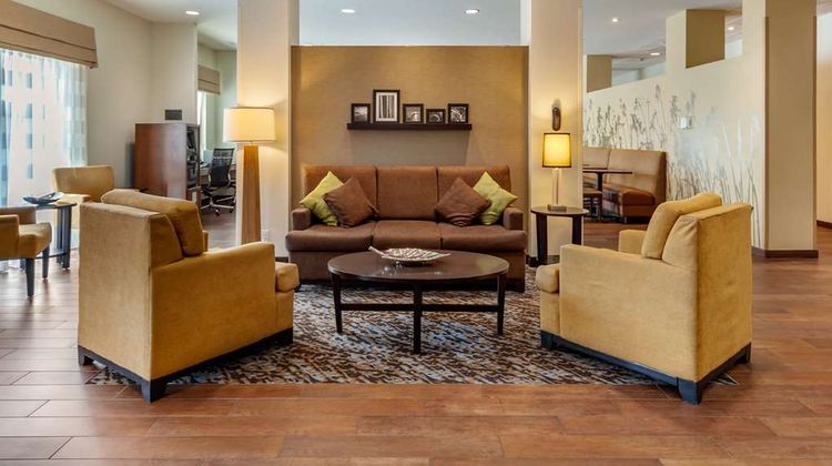 Sleep Inn & Suites Lobby