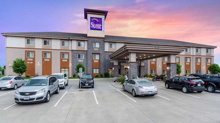 Sleep Inn & Suites Exterior