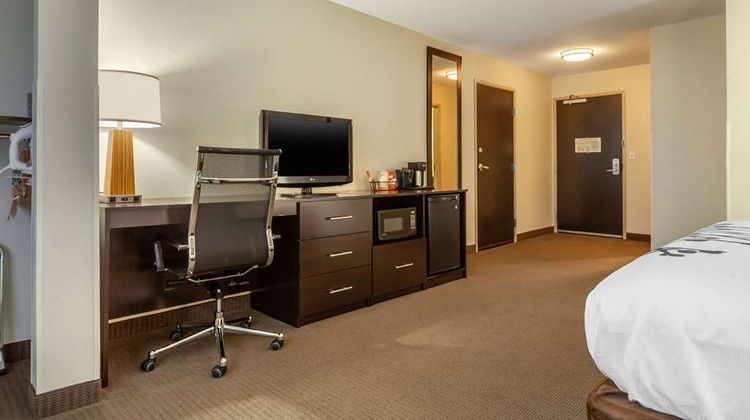 Sleep Inn & Suites Room
