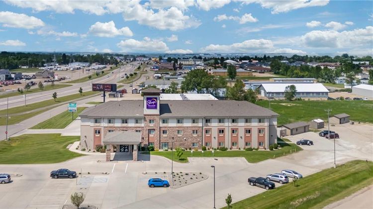 Sleep Inn and Suites Devils Lake Exterior