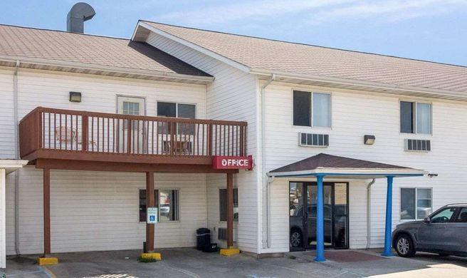 Rodeway Inn West Fargo Exterior
