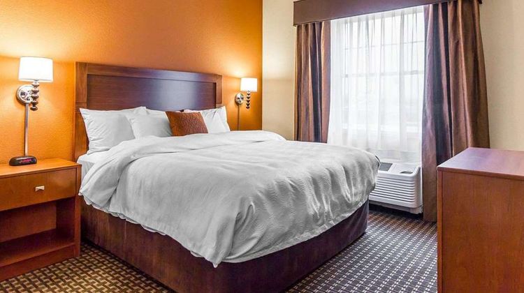 MainStay Suites Stanley Room