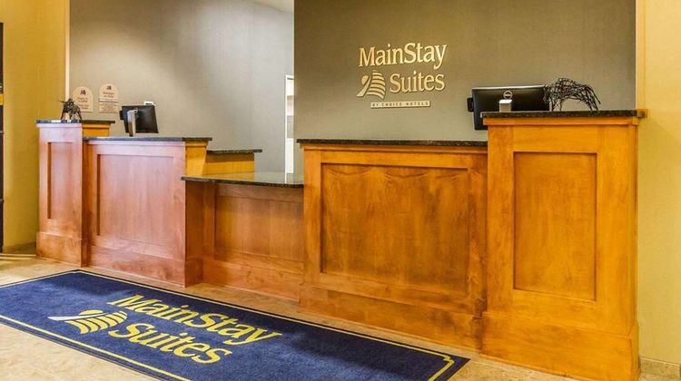 MainStay Suites Stanley Lobby